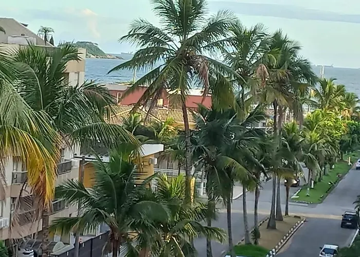 Cobertura a 200m da Enseada!!! Diária grátis a partir de 4d no Natal e Réveillon!! Apartamento Guarujá